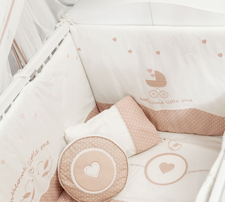 Romantic-βρεφικό-κρεβάτι-και-δωμάτιο (1)